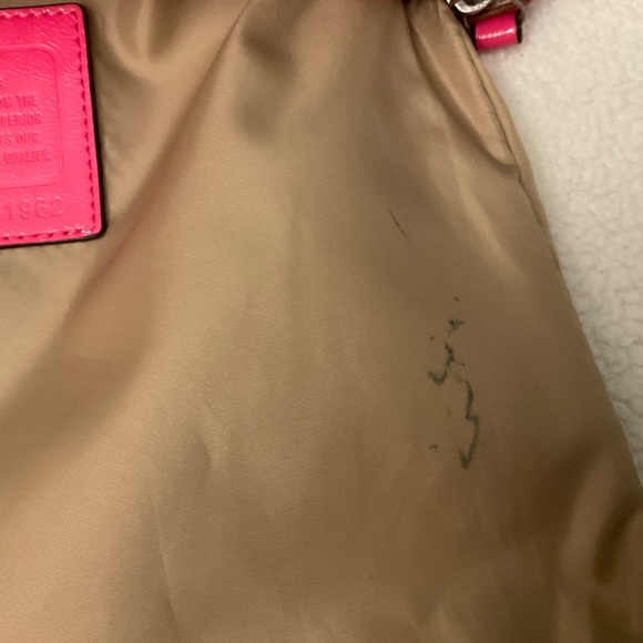 Vintage Coach Striped Purse F31962 Nylon Crossbody 10.5”X9.5” - Picture 6 of 7